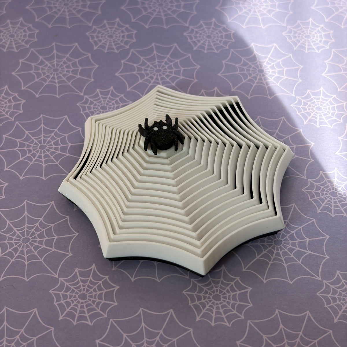Telescopic Halloween Web Fidget